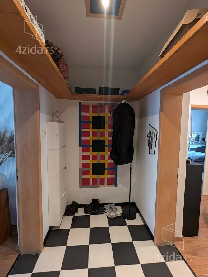 Četvorosoban stan | 4zida