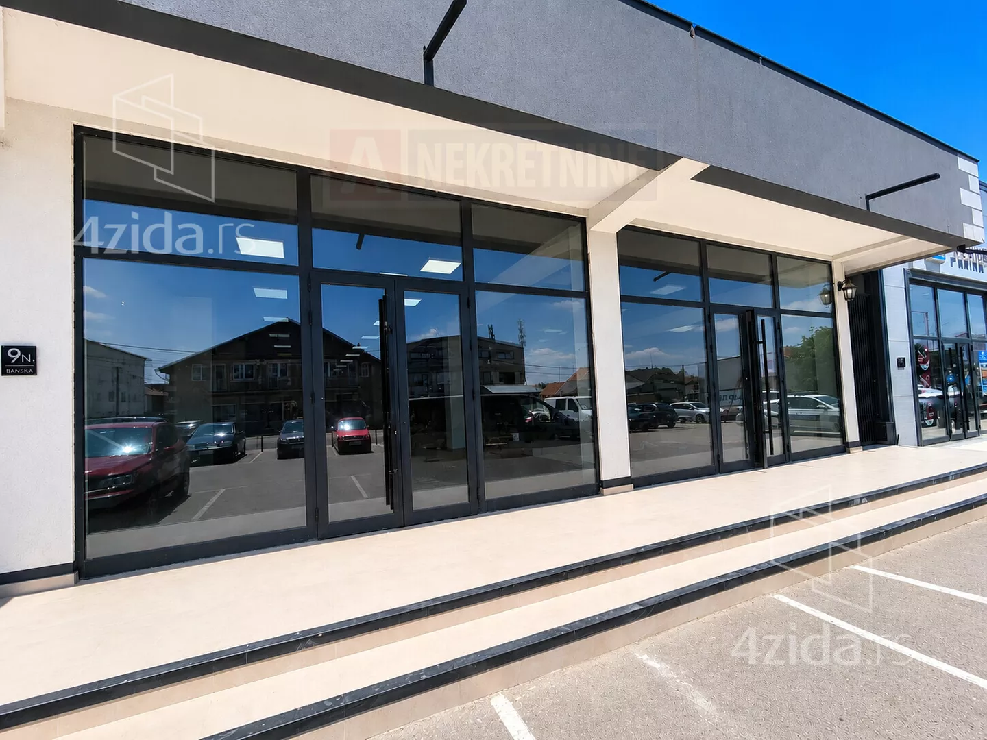 Lokal | 4zida