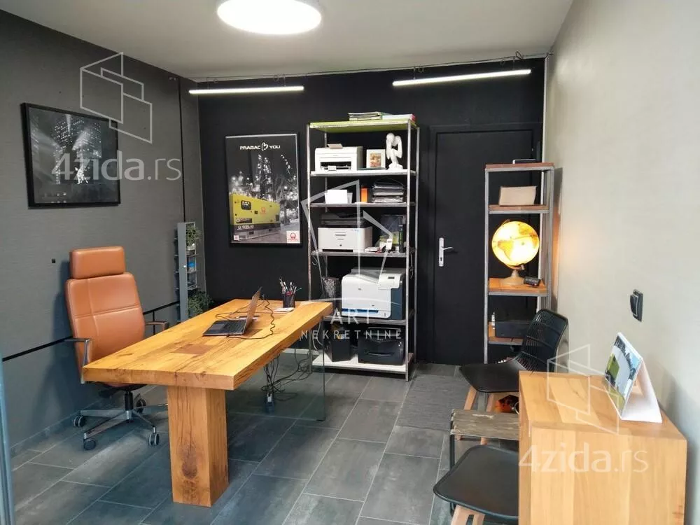 Poslovni prostor | 4zida