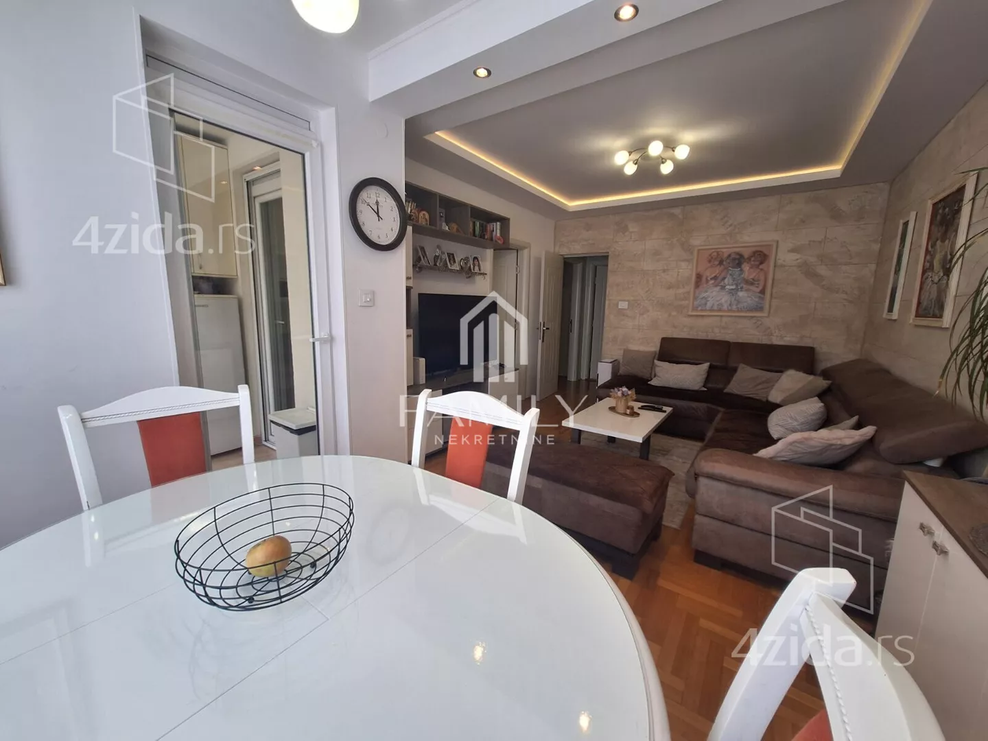 Četvorosoban stan | 4zida