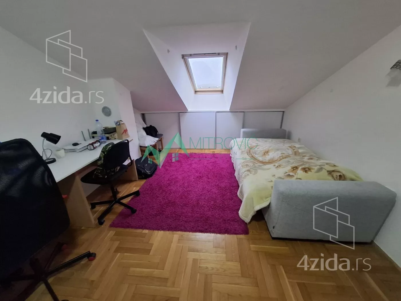 Petosoban stan | 4zida