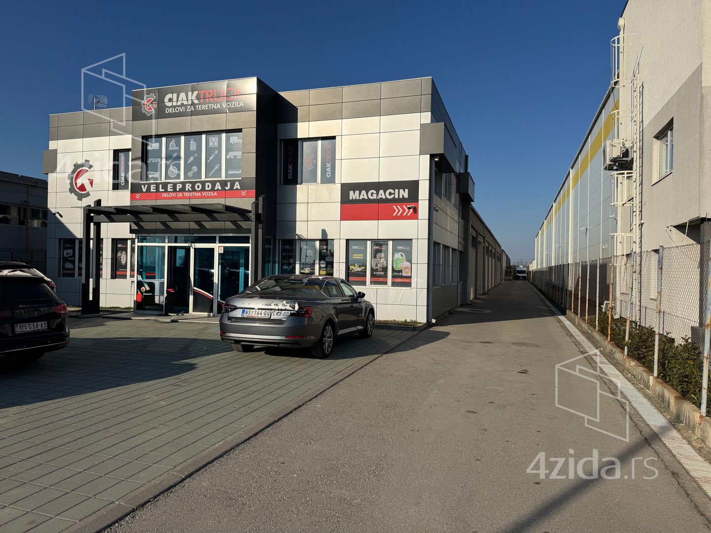 Poslovna zgrada za izdavanje, Rumenački Put bb, 4€, 1450m² — fotografija