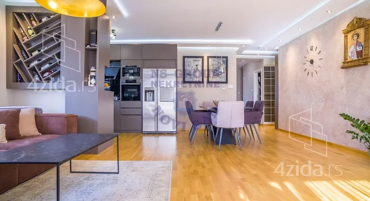 Petosoban stan | 4zida