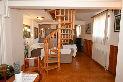 Džordža Vašingtona | 4zida.rs