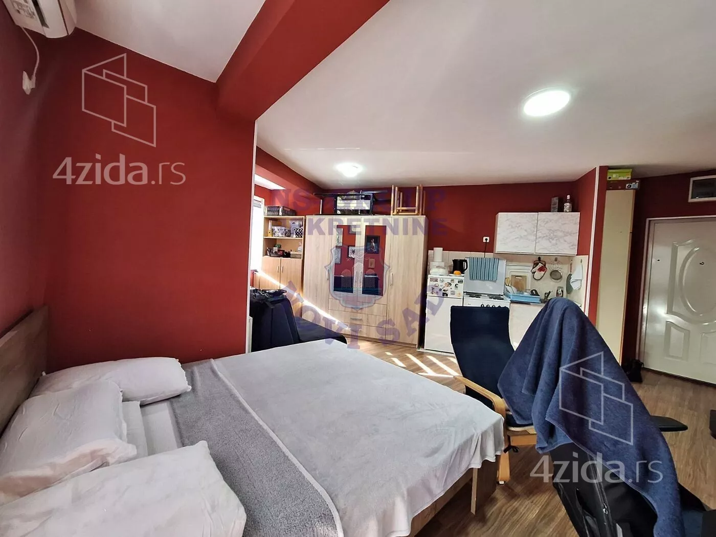 Jednoiposoban stan | 4zida