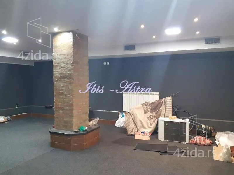 Lokal | 4zida