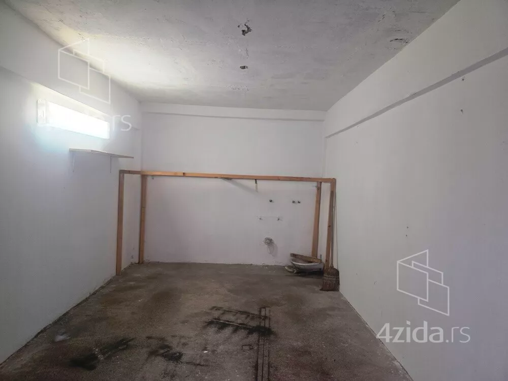 Garaža | 4zida