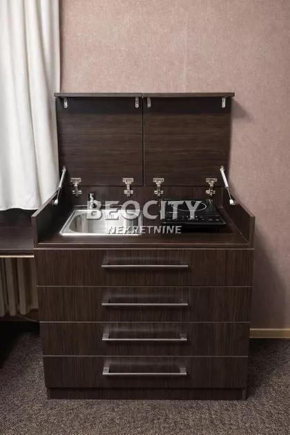 Kneza Mihaila | 4zida.rs