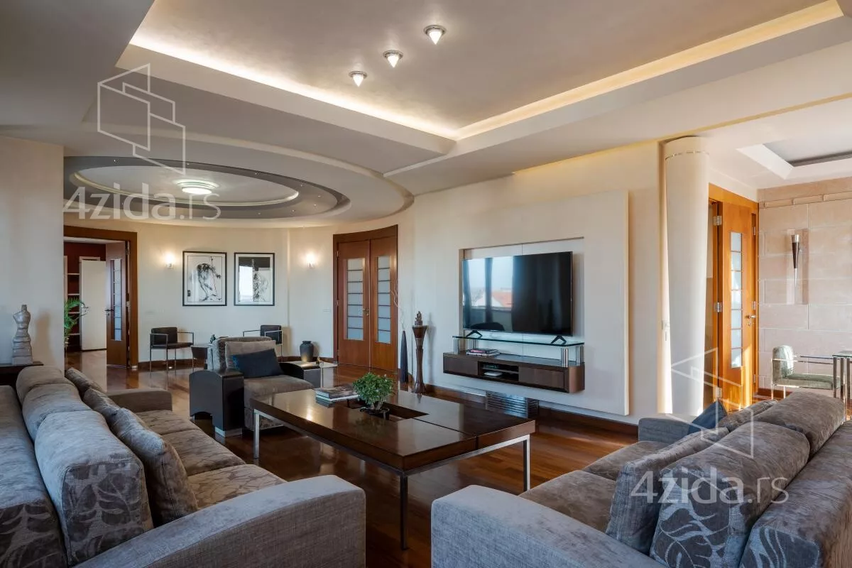 Petosoban stan | 4zida