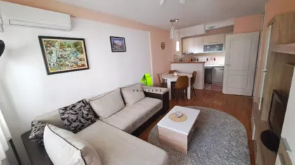 Crveni Pevac | 4zida.rs