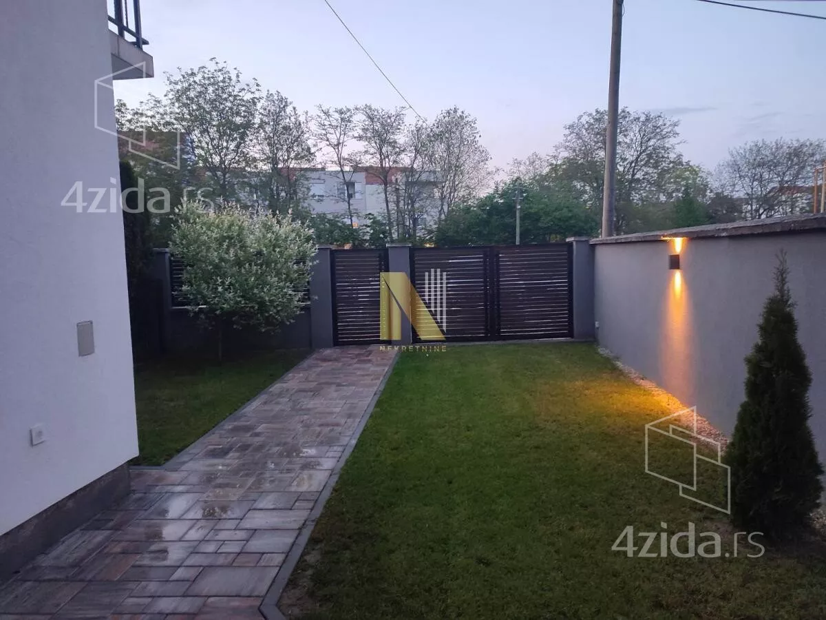 Kuća | 4zida