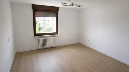 Lajoša Joa | 4zida.rs