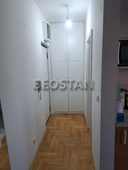 Vojvode Vlahovića Voždovac | 4zida.rs