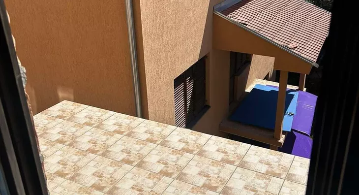 4-etažna kuća | 4zida