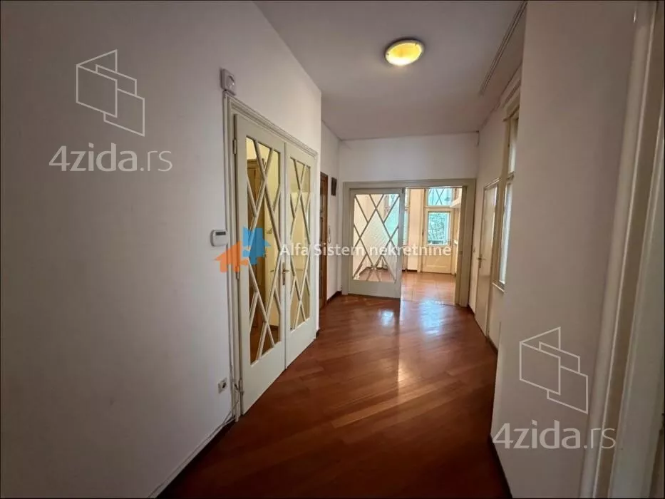 Kancelarija | 4zida