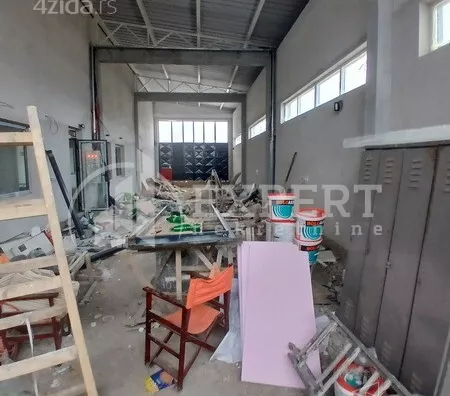 Lokal | 4zida