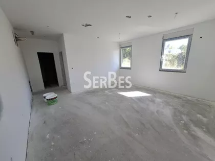 Alibegovac | 4zida.rs