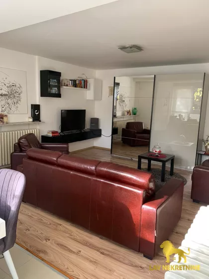 BALZAKOVA | 4zida.rs