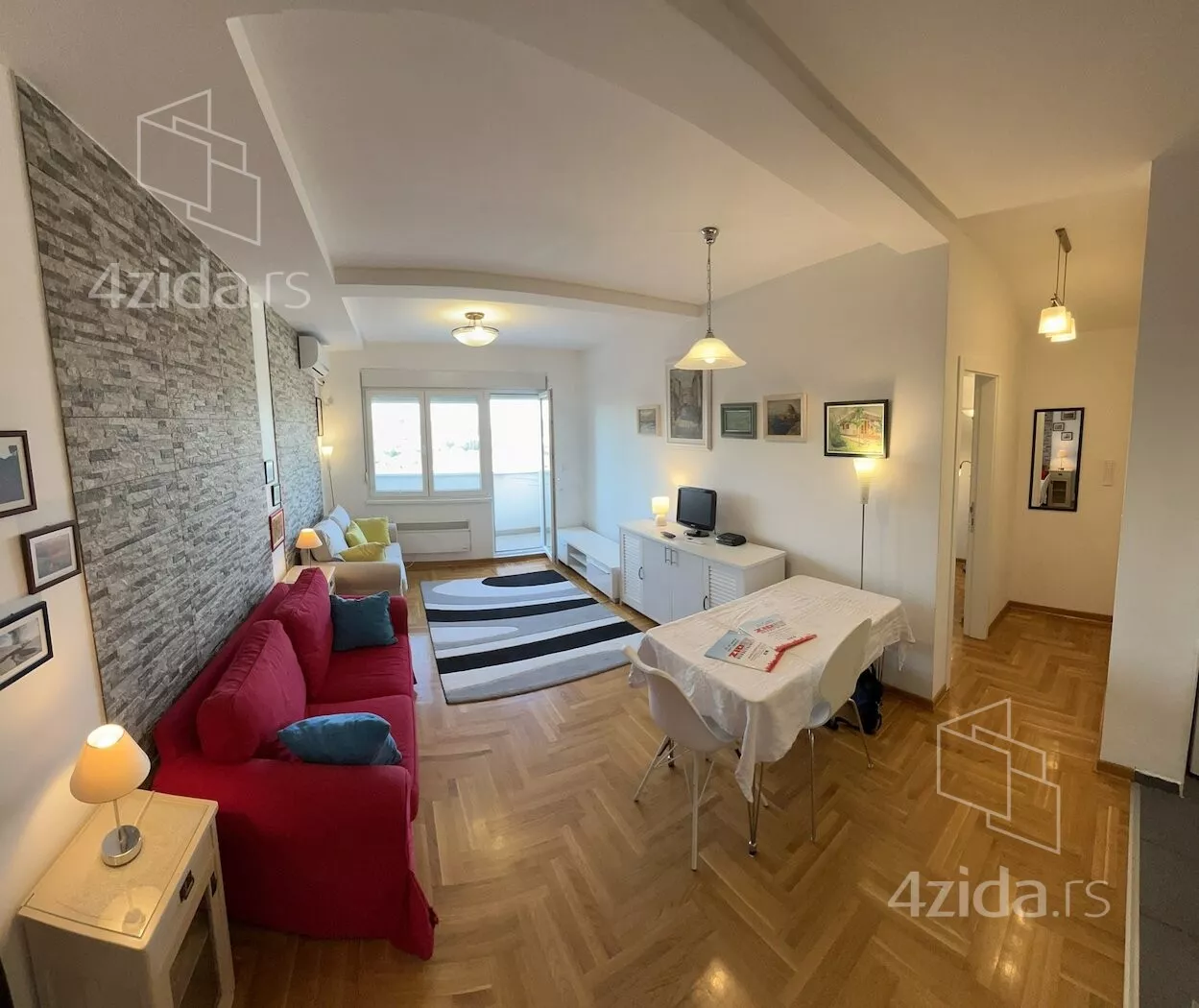 Jednoiposoban stan | 4zida