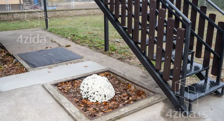 3-etažna kuća | 4zida