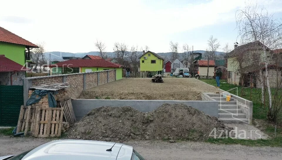 Građevinsko zemljište | 4zida