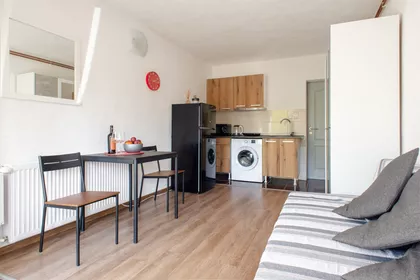 Nemanjina | 4zida.rs