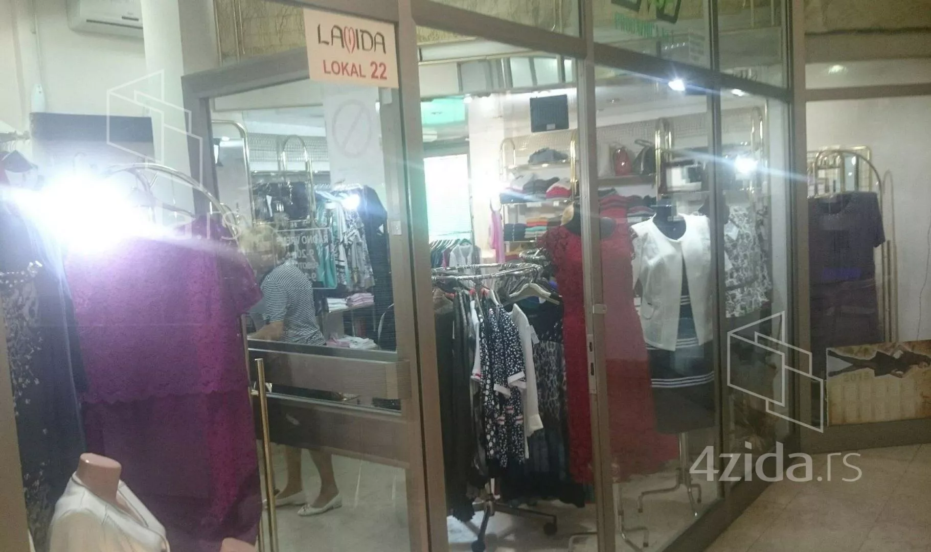 Lokal | 4zida