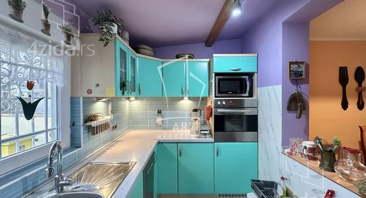 3-etažna kuća | 4zida