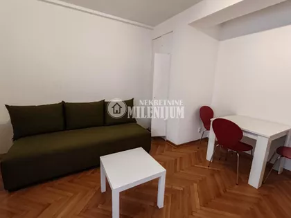 Resavska | 4zida.rs