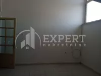 Lokal | 4zida