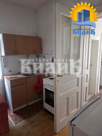 Lamartinova | 4zida.rs