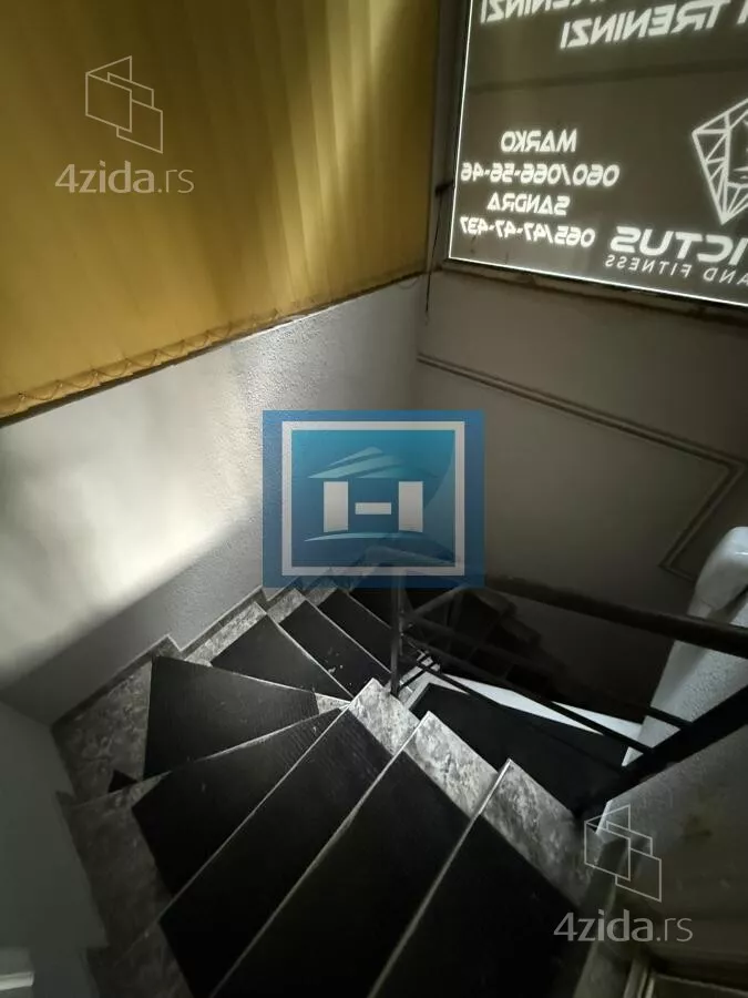 Poslovni prostor | 4zida