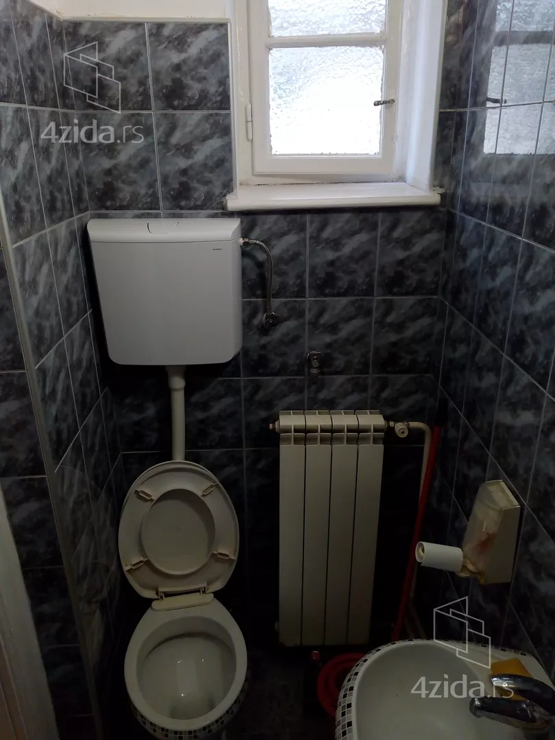 Šestosoban stan | 4zida