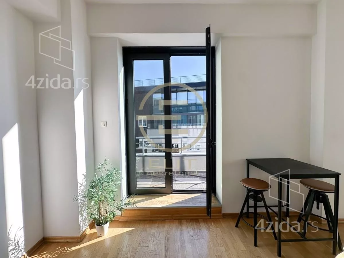 Kancelarija | 4zida