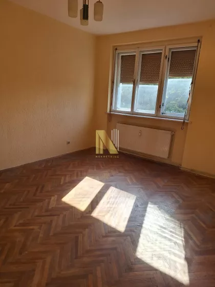 Kertvaroš | 4zida.rs