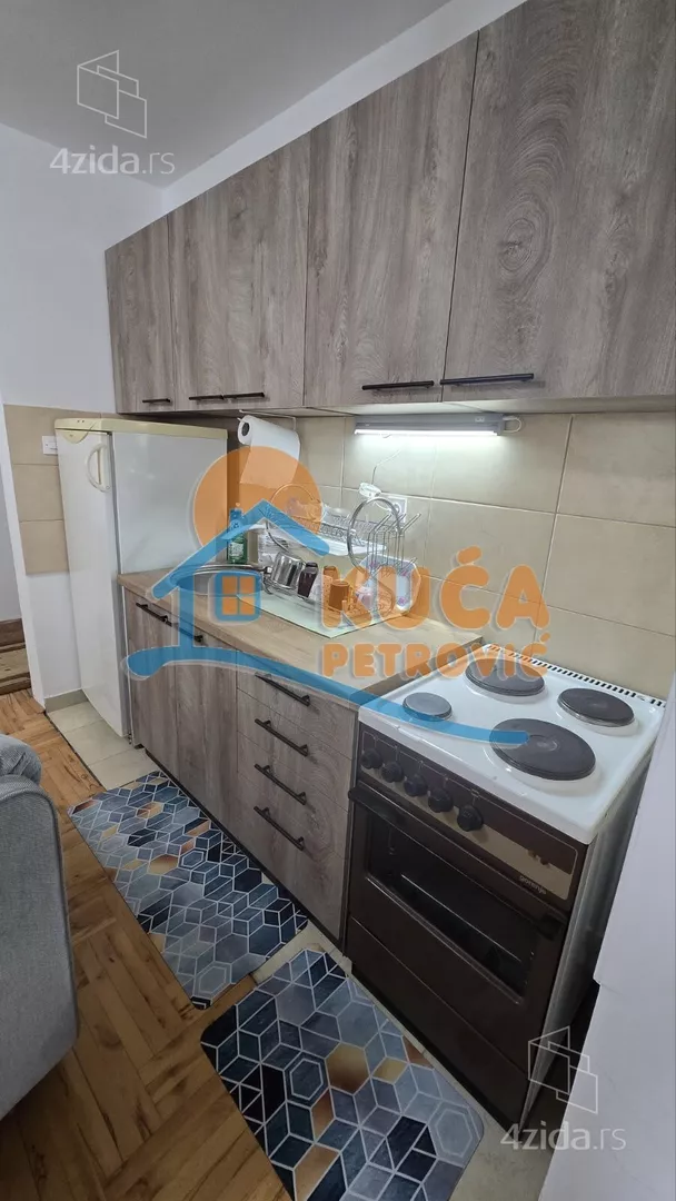 Garsonjera | 4zida