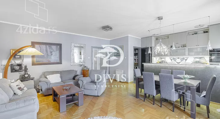 Petosoban stan | 4zida