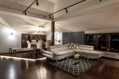 Knez Mihailova | 4zida.rs