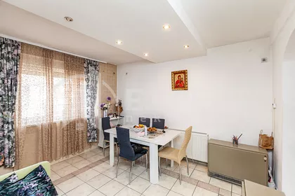 Božidarčeva | 4zida.rs