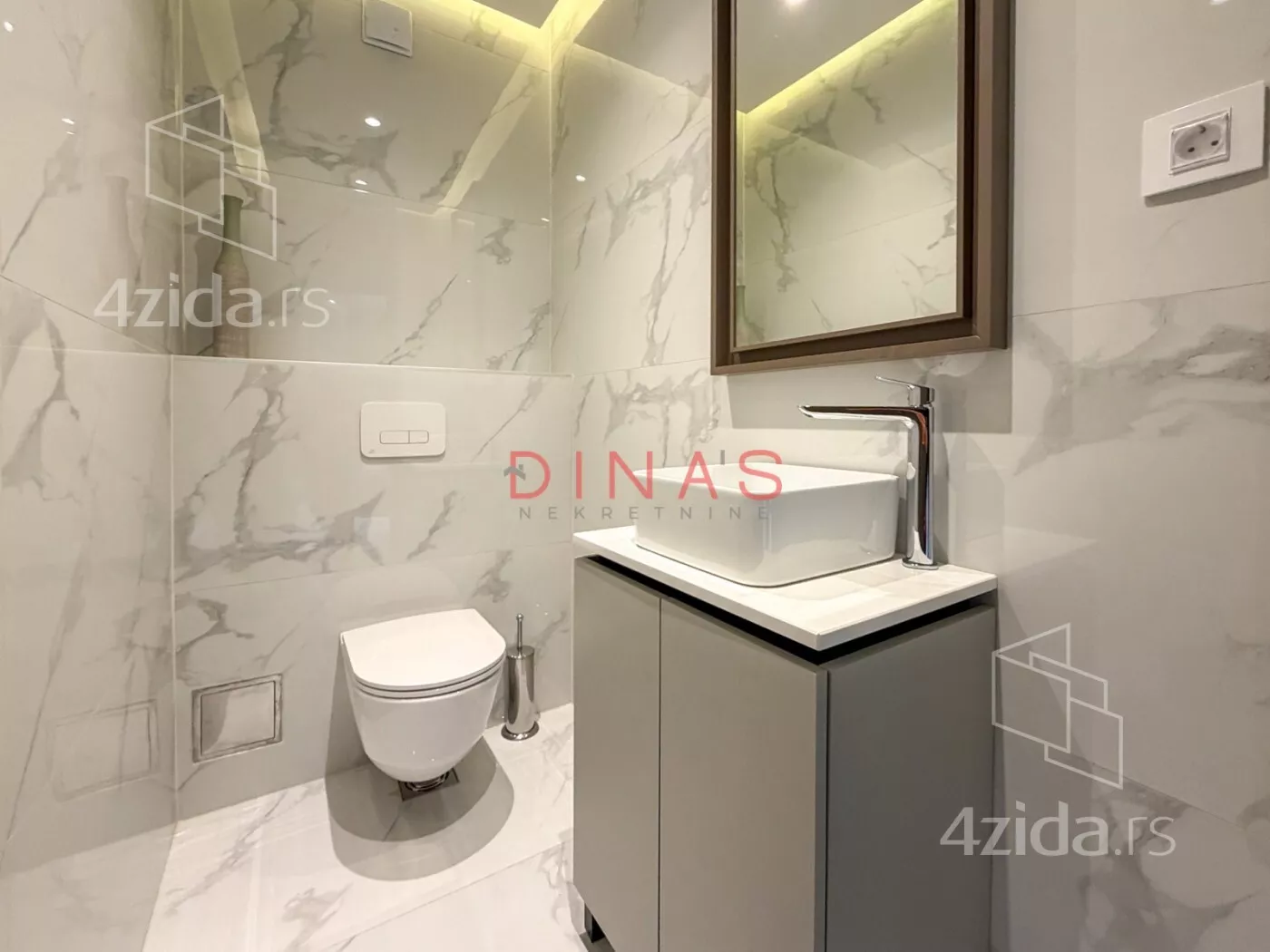 Kuća | 4zida
