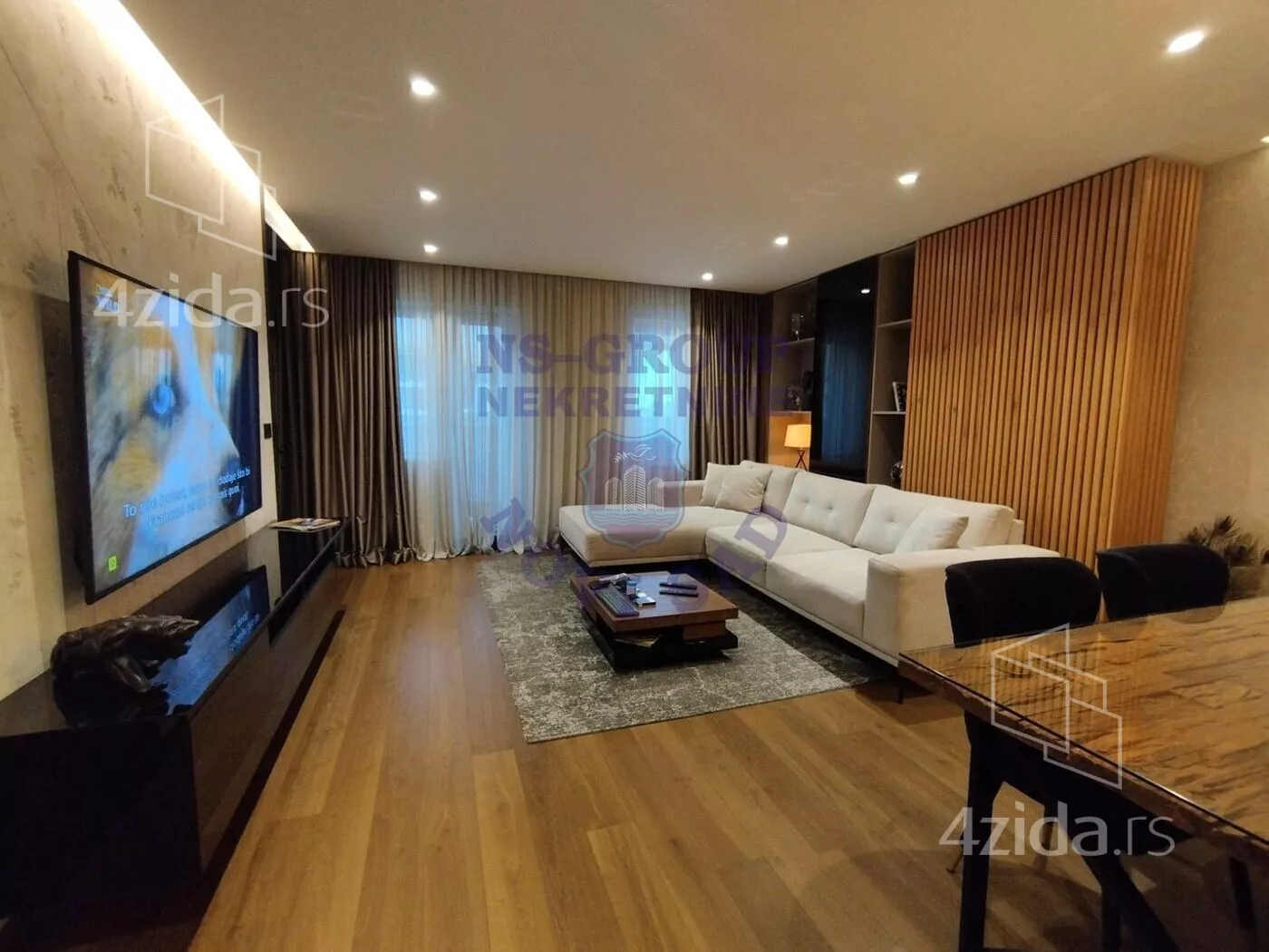 Četvorosoban stan | 4zida