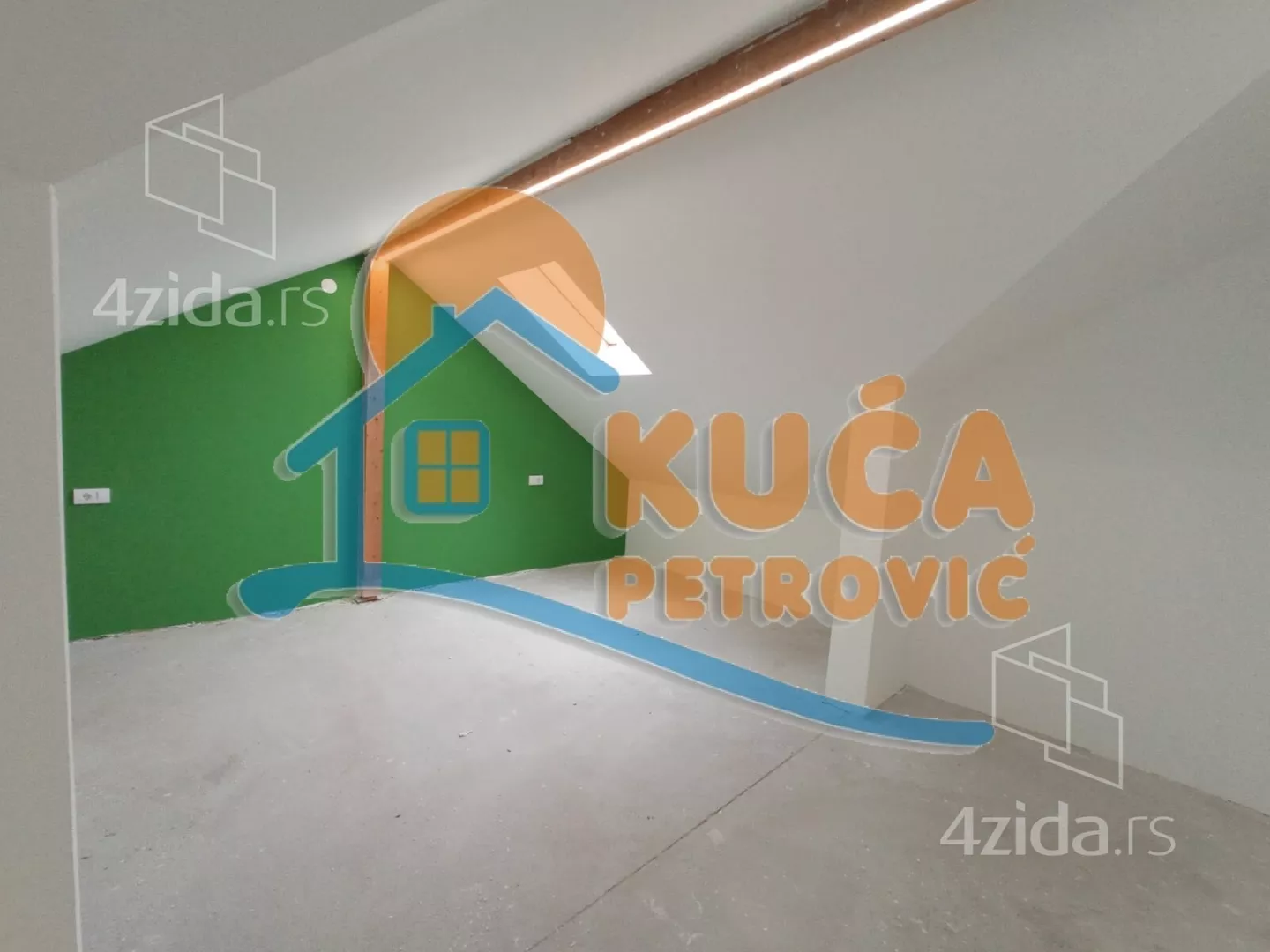 Lokal | 4zida