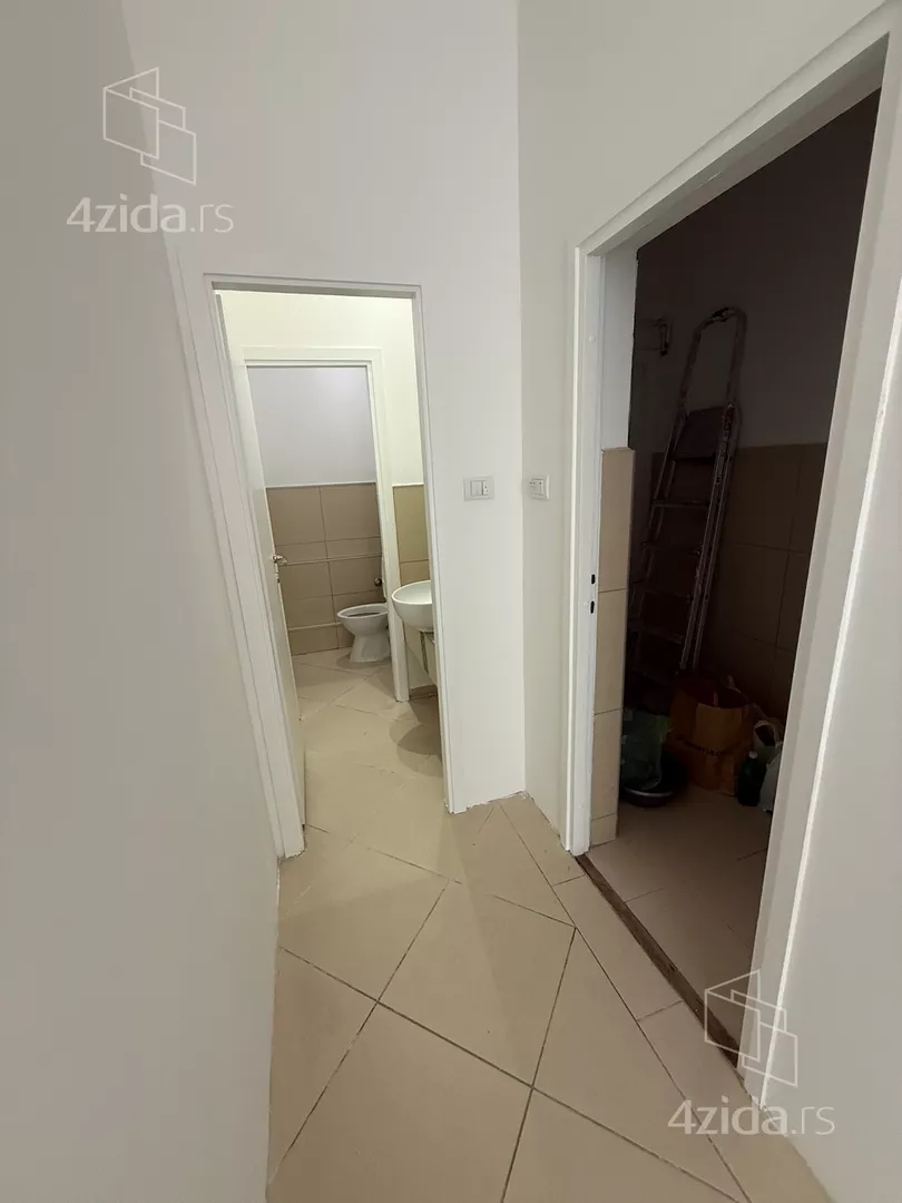 Kancelarija | 4zida