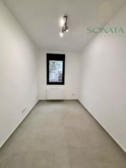 Crveni Krst Vračar | 4zida.rs