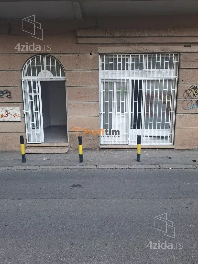 Lokal | 4zida