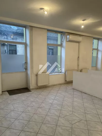 Jovana Subotića | 4zida.rs