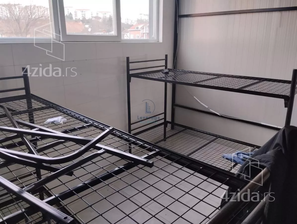 Šestosoban stan | 4zida