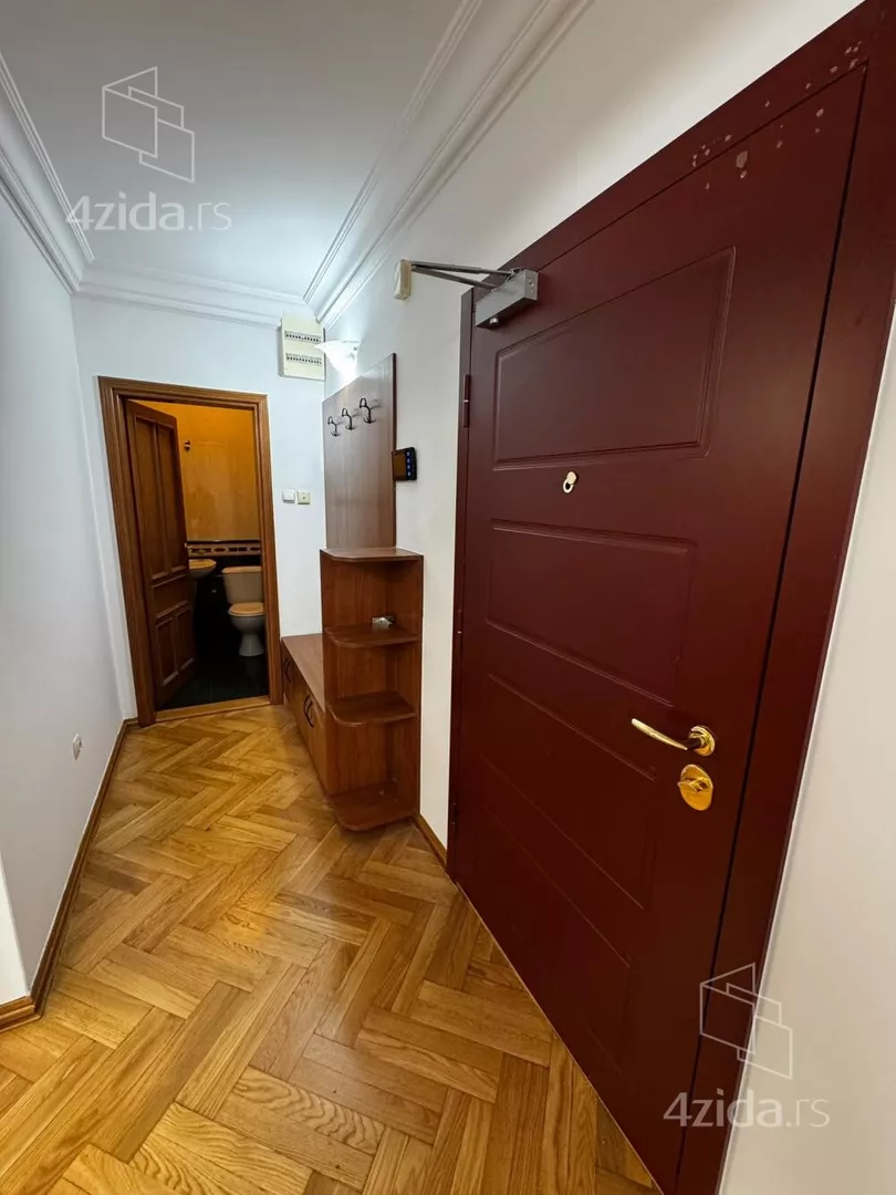 Kancelarija | 4zida