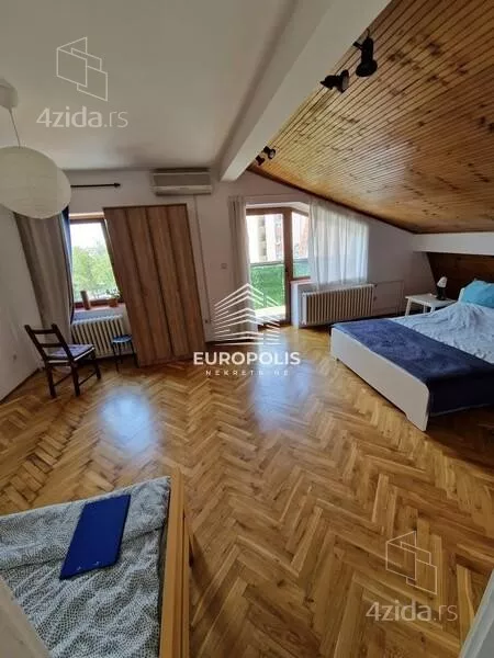 4-etažna kuća | 4zida