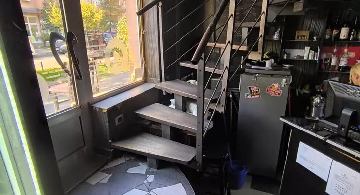 Ugostiteljski objekat | 4zida